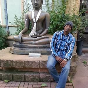 Meet your Posher, Adam